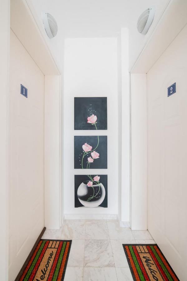 Family Resort 1 Ofrínion 外观 照片